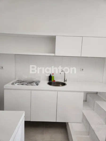 image RUMAH MINIMALIST DI BSD (3)