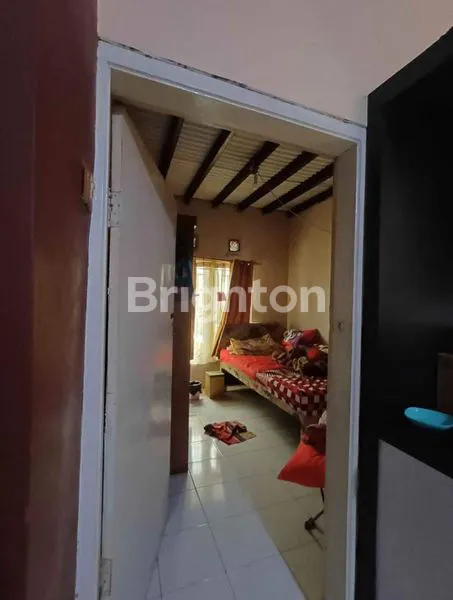 image JUAL RUMAH DAN UNTUK TEMPAT USAHA DI CIKUTRA BDG. (6)