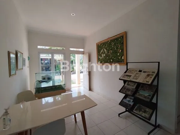 image RUMAH CANTIK SAMPING TAMAN JATISARI (4)