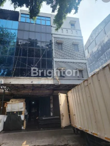 DISEWAKAN RUKO GANDENG HOEK 4 LANTAI DI JEMBATAN 3 PLUIT TANPA GATE PARKIR