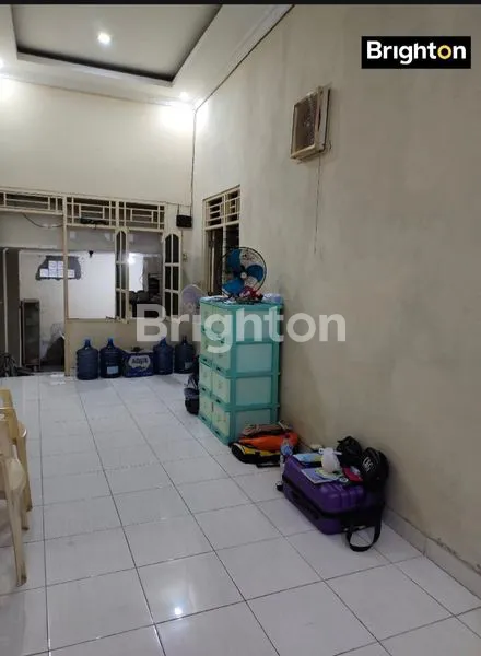 image RUMAH TIGA LANTAI  DI GEDUNG PANJANG JAKARTA BARAT (2)