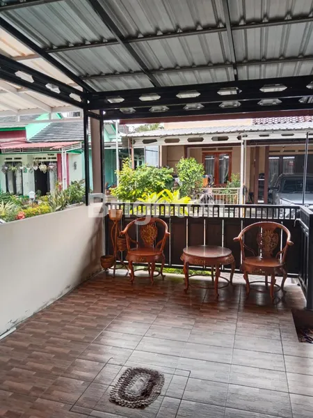 image RUMAH SIAP HUNI TAMANSARI MAJAPAHIT PEDURUNGAN SEMARANG DEKAT GOR MANUNGGAL JATI UNIVERSITAS STEKOM (2)