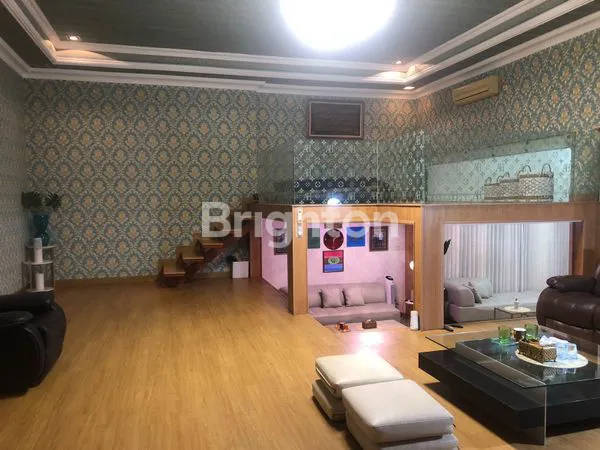 image JUAL RUMAH MEWAH + KOLAM RENANG MANYAR KARTIKA SURABAYA (6)