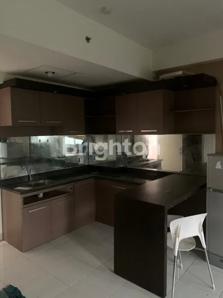 image APARTEMENT FULL FURNISHED   BERKELEY UNIVERSITAS CIPUTRA (2)