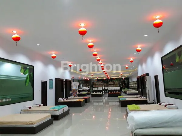 image GEDUNG MEGAH BEKAS FURNITURE HOME LIVING (4)