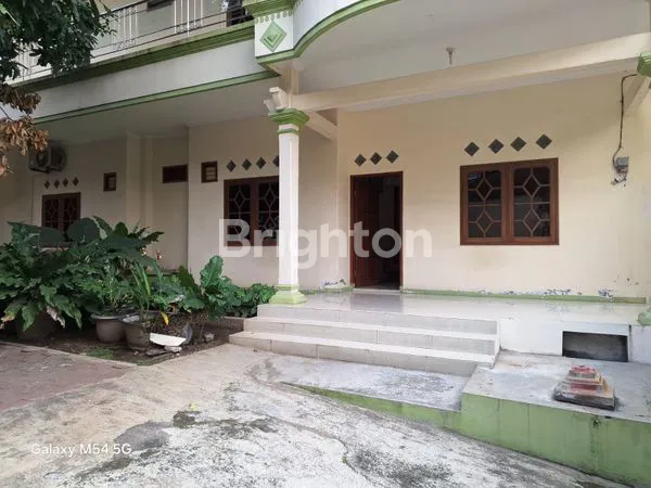 image RUMAH 2 LANTAI BELAKANG RS DR. OEN KANDANG SAPI SOLO (2)