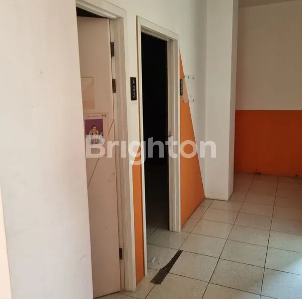 image RUKO STRATEGIS 4.5 LANTAI KELAPA GADING JAKARTA UTARA (5)