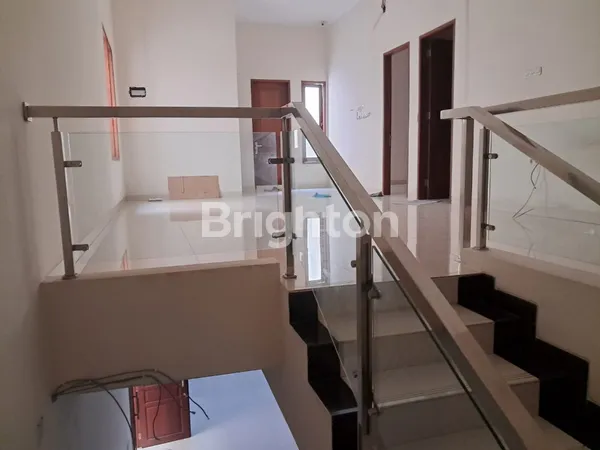 image RUMAH USAHA DAN RUKO DI RAYA RESIDENCE SUDIRMAN, TEGALSARI SURABAYA PUSAT, DEKAT DENGAN SEKOLAH SANTA AGNES (1)