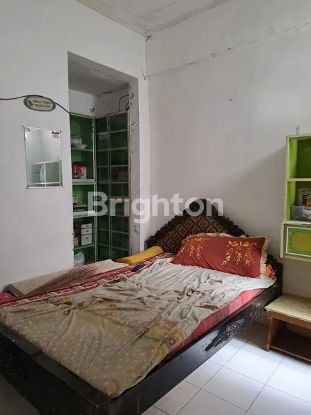 image RUMAH SIAP HUNI 1,5 LANTAI DI PERUMAHAN MOJOSONGO HANYA 50 METER KE JALAN JAYAWIJAYA MOJOSONGO SOLO (5)