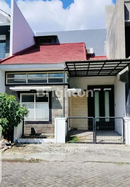 Gambar Property RUMAH 2 LT VILLA VALENSIA