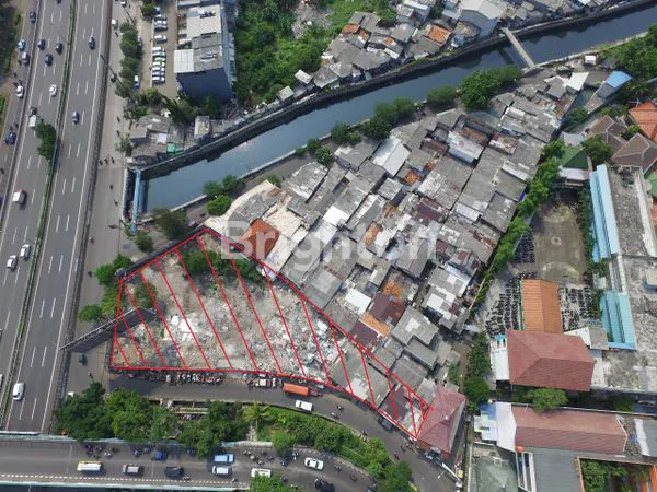 image TANAH TANJUNG DUREN, HOEK, IJIN KOMERSIAL, PINGGIR JALAN RAYA, COCOK UNTUK SHOWROOM, PERKANTORAN, RESTORAN (1)