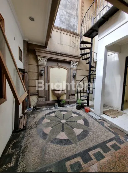 image RUMAH SIAP HUNI DAERAH MANYAR SURABAYA (2)