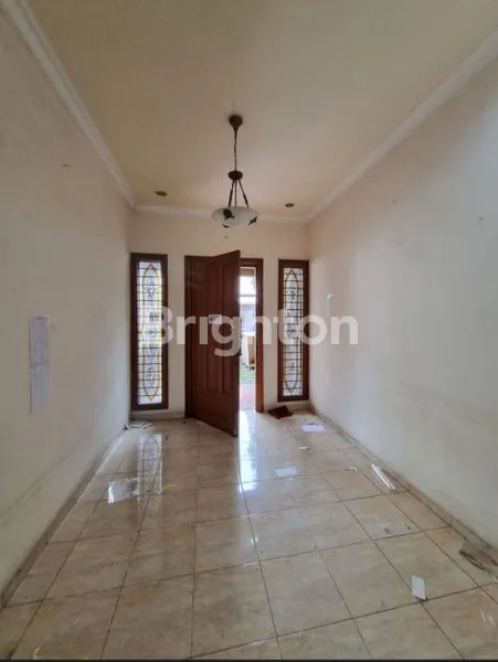 image RUMAH SIAP HUNI DAERAH MANYAR SURABAYA (3)