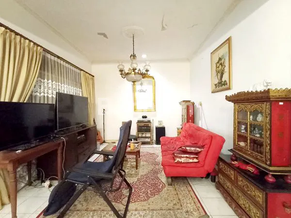 image RRUMAH HOOK LUAS DAN NYAMAN DI KOMPLEK ELIT BCI (4)