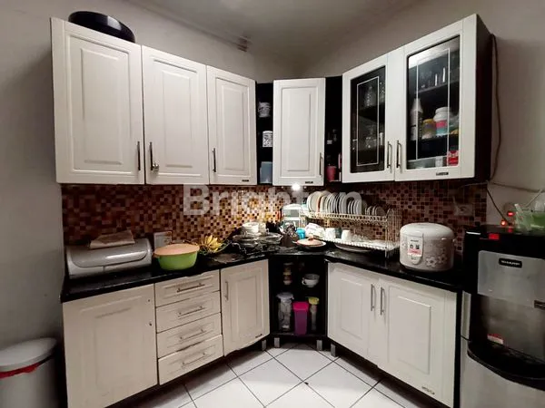 image RRUMAH HOOK LUAS DAN NYAMAN DI KOMPLEK ELIT BCI (7)