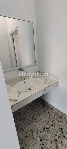 image GEDUNG BARU FASILITAS LENGKAP LOKASI STRATEGIS CAWANG JAKARTA TIMUR (5)