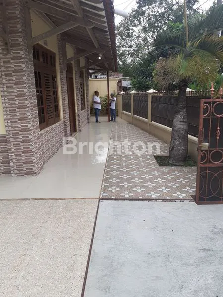 image SUDAH PASTI UNTUNG PAKBOS !! RUMAH MEWAH TENGAH KOTA SOLO !! (4)