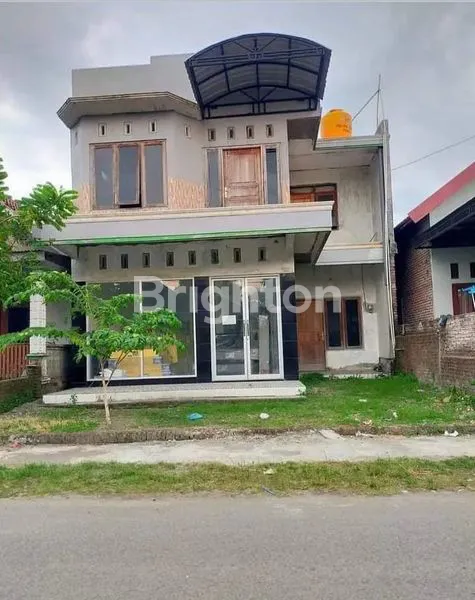 DIJUAL RUMAH ADA RUKONYA