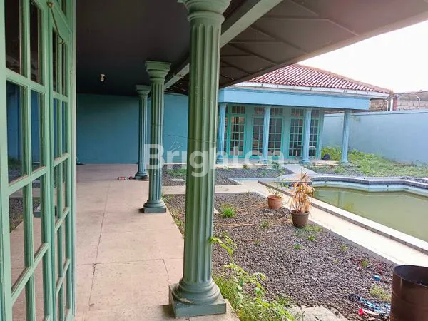 image JUAL RUMAH TIPE KLASIK DI KAWASAN KEMANG, JAKARTA SELATAN. 5 MENIT KE LIPPO MALL KEMANG (4)