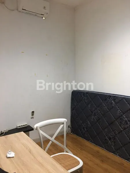 image DIJUAL RUMAH 2 LANTAI DEKAT KELAPA GADING (4)