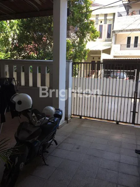 image DIJUAL RUMAH 2 LANTAI DEKAT KELAPA GADING (8)
