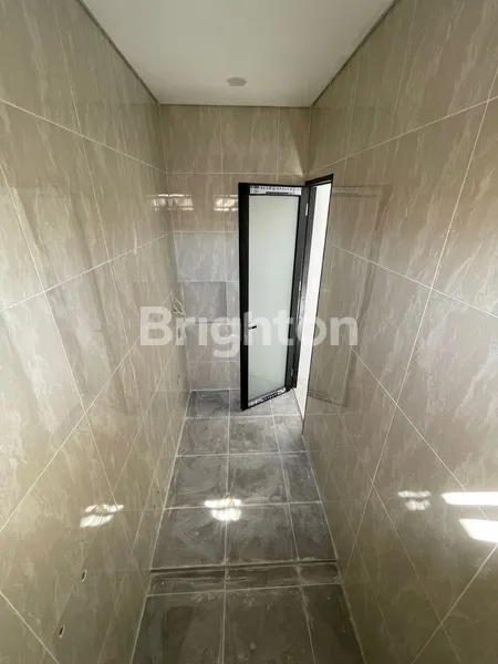 image SUTOREJO, DHARMAHUSADA, MULYOREJO, READY 1 UNIT, RMH NEW GRESS, ROW JLN 2 MBL (8)