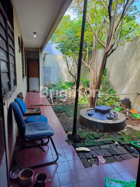 image RUMAH HITUNG TANAH DI DURI KEPA DEKAT TANJING DUREN, JAKARTA BARAT (6)