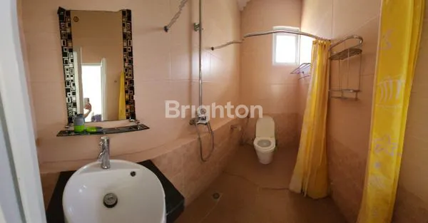 image RUMAH TOWNHOUSE STRATEGIS CANTIK DAN MINIMALIS DI CENTRAL SUKAJADI (8)