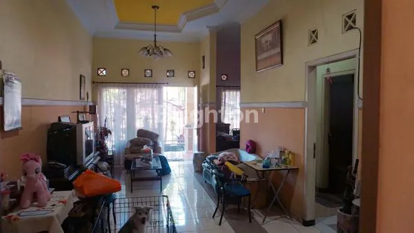 image RUMAH DI DELTASARI INDAH, SIDOARJO (2)