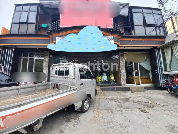 image RUKO LEBAR POSISI DI PINGGIR JALAN RAYA YANG RAMAI JALAN BASUKI RAHMAT JAKARTA TIMUR (1)