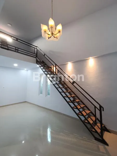 RUMAH 1.5LT, FULL GRANIT + MEZZANINE