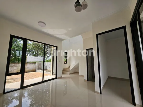 image RUMAH KEREN DESAIN MODERN DI CLUSTER PONDOK CABE (5)