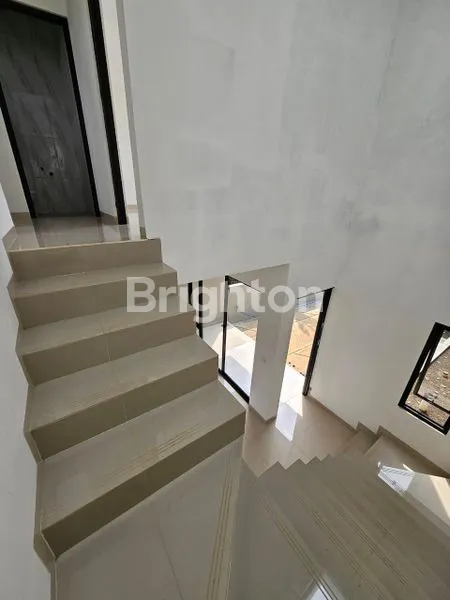 image RUMAH KEREN DESAIN MODERN DI CLUSTER PONDOK CABE (7)