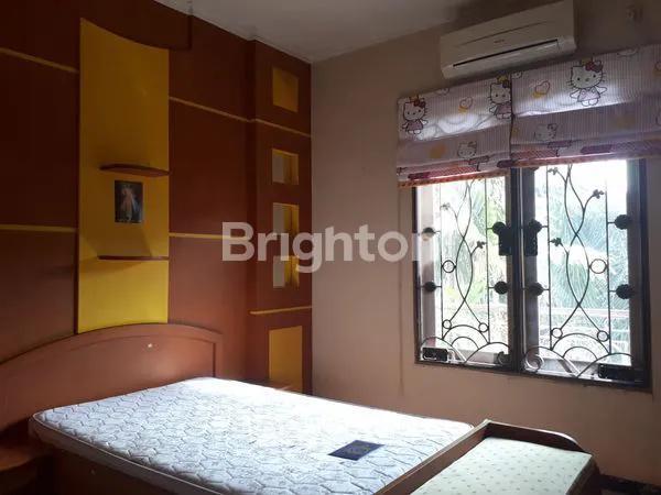 image RUMAH 2 LANTAI SEMI FURNISH DHARMAHUSADA MAS DEKAT UNAIR ITS GALAXY MALL (3)