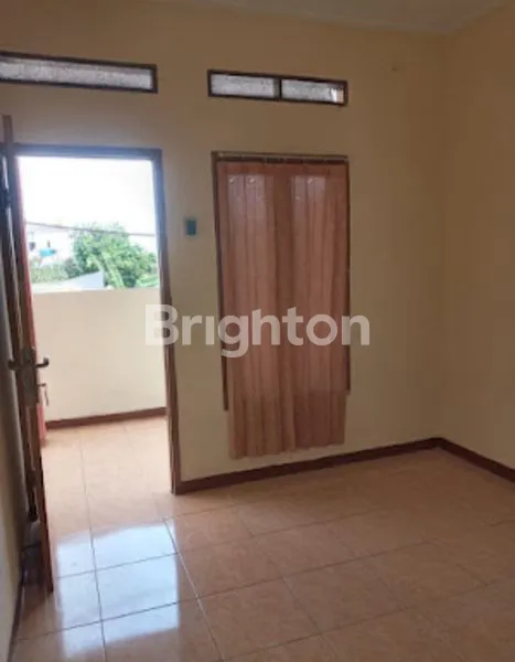 image KOSAN 12 KAMAR DI PASAR REBO JAKARTA TIMUR INVESTASI MENGUNTUNGKAN. TURUN HARGA!!! DARI 3,2M SEKARANG ONLY 2,850M WOOW!!! GRAB IT FAST!!! (5)