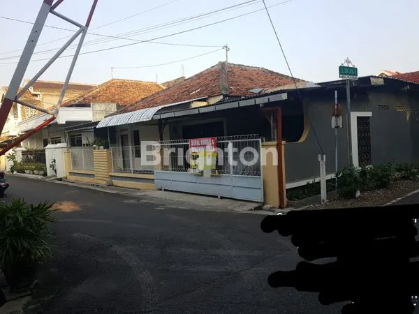 image RUMAH TEMPAT TINGGAL ASRI MADIUN (1)
