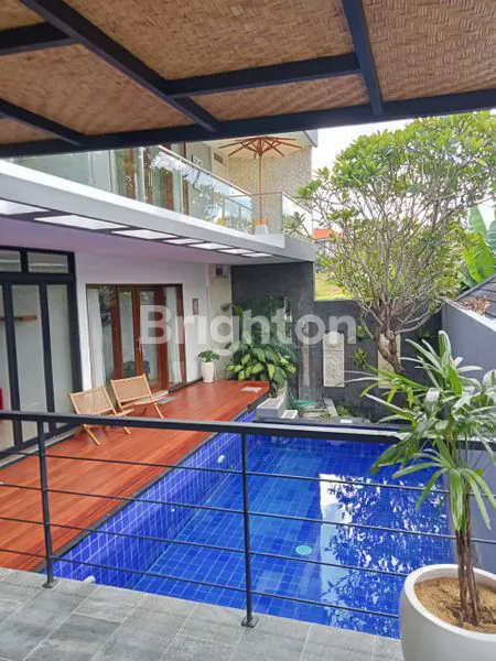 image DISEWAKAN VILLA EKSKLUSIF 3 BEDROOM PANTAI NYANYI - BERABAN (1)