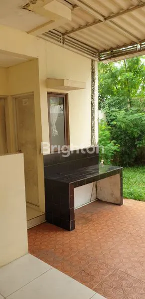 image RUMAH DISEWAKAN DI KOMPLEK ASRI PENUH DENGAN POHON RINDANG (3)