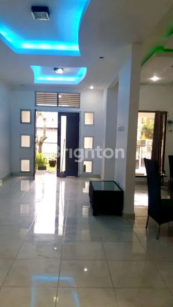 image RUMAH CANTIK BOULEVARD (2)