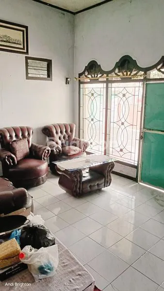 image RUMAH TEMPAT USAHA SIAP HUNI DI JOMBANG (4)