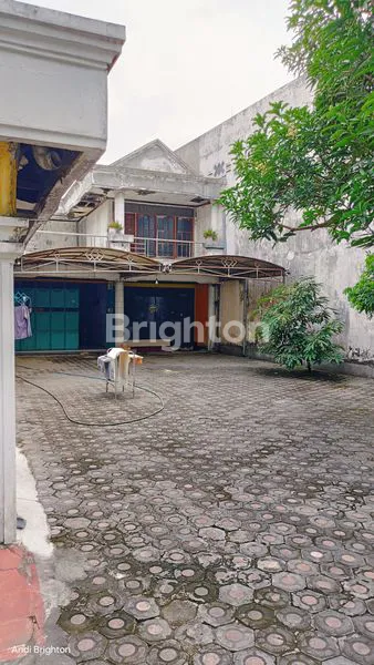 image RUMAH TEMPAT USAHA SIAP HUNI DI JOMBANG (2)