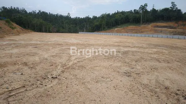 image TANAH DATAR PINGGIR JALAN (1)