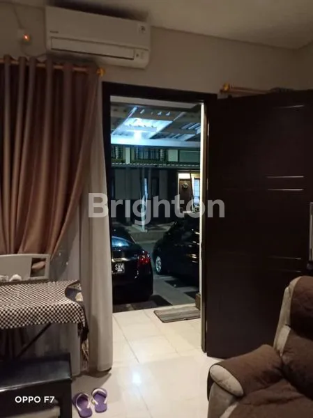 image RUMAH CANTIK SIAP HUNI DI SAVIA NUSALOKA BSD CITY TANGSEL (5)