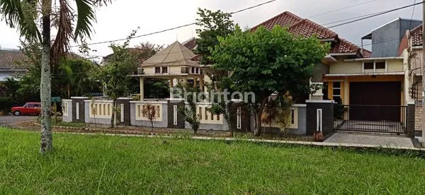 image RUMAH BESAR DI DOUBLE WAY DIENG KOTA MALANG (1)