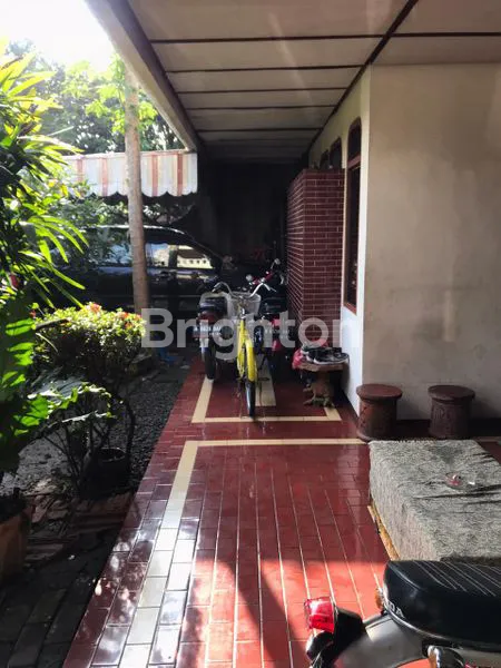 image RUMAH KUNO COCOK UNTUK KOST DEKAT MAN 1 MALANG DAN PEMANDIAN TLOGOMAS (1)