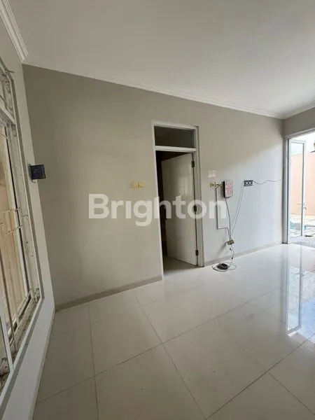 image RUMAH 2 LANTAI CLUSTER EKSLUSIF BELAKANG HOTEL ALANA (6)