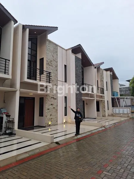 image RUMAH BARU 2 LANTAI MINIMALIS MODERN SIAP HUNI DI PUSAT KOTA BANDAR LAMPUNG (2)