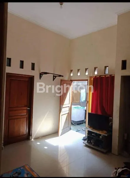 image RUMAH BAGUS MURAH DI TENGAH KOTA SOLO !! DIJAMIN GA RUGI (3)