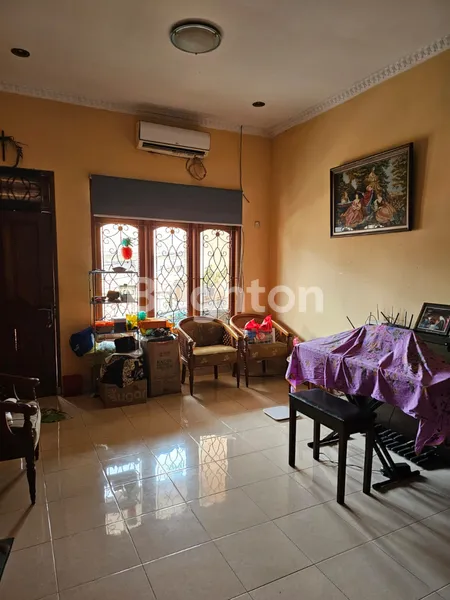 image DIJUAL RUMAH BAGUS DAN NYAMAN LOKASI STRATEGIS DI RAWAMANGUN (4)