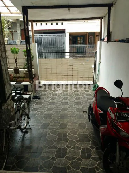 image RUMAH TERAWAT SIAP HUNI DI PAMULANG (5)